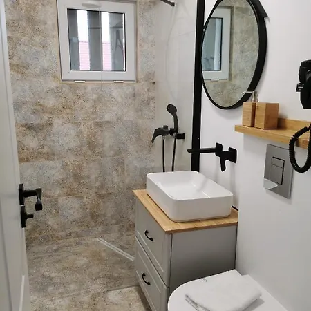 No 11 - Amarilia Apartman Konstanca