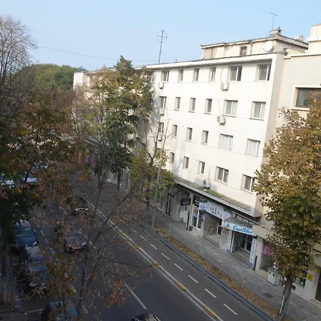 No 11 - Amarilia Apartment *